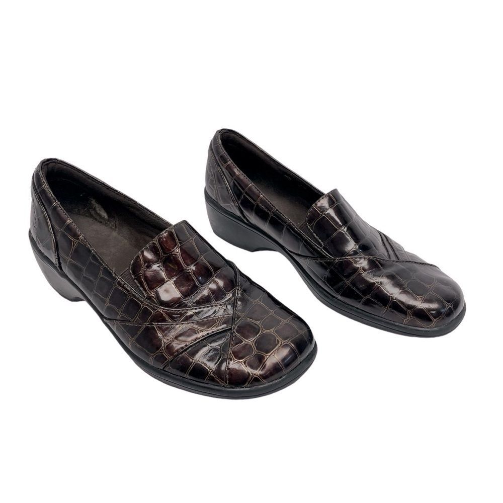 Clark Patent Leather Loafer Shoes Brown Crocodile Pattern Women’s Size 6.5